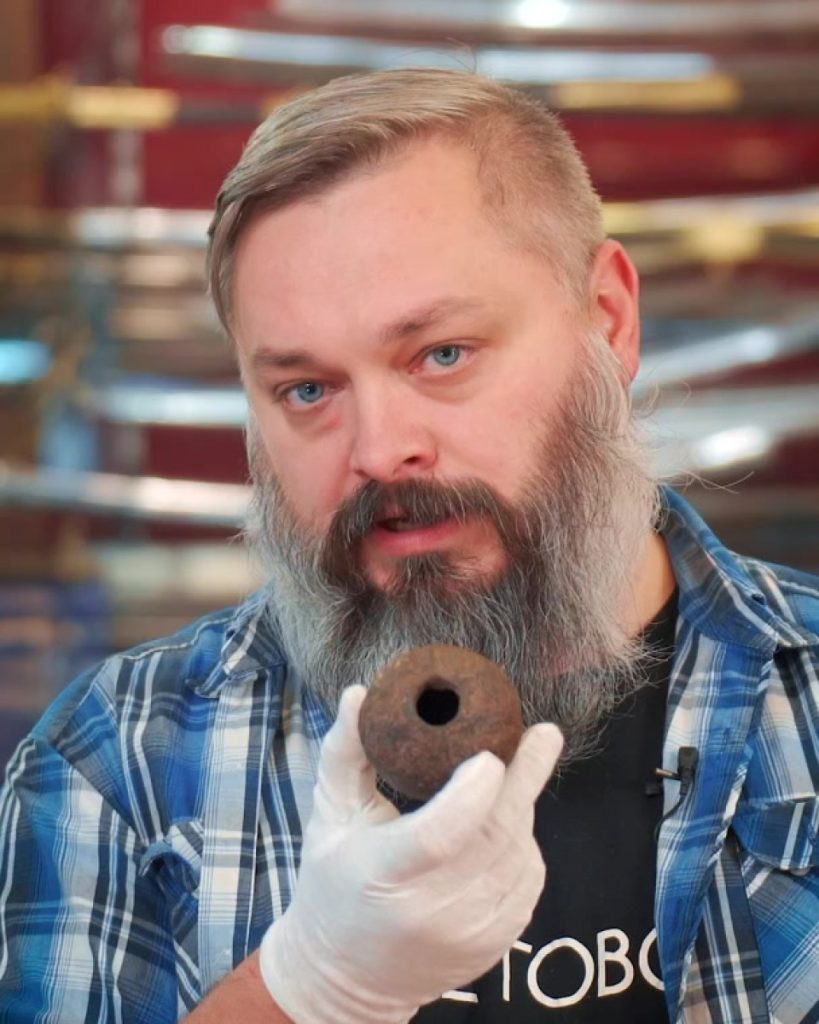 Артем Некрасов