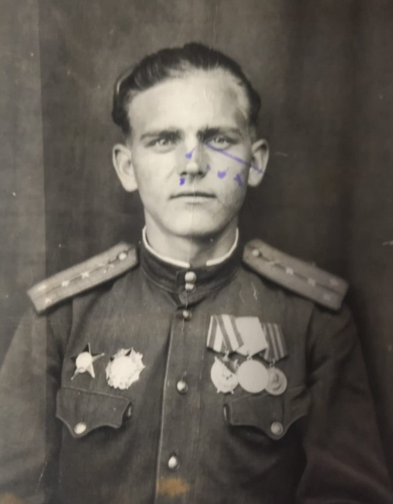 Анатолий Михайлович Смирнов. Май 1945 года.